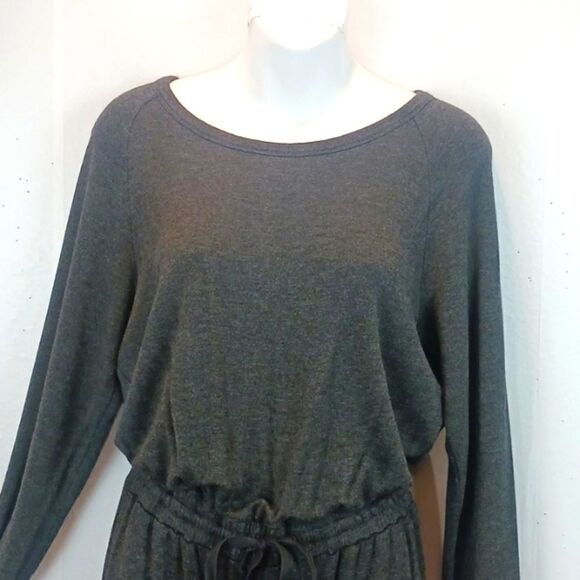 Lou & Grey Signature soft wide leg long-sleeve drawstring waist gray jumpsuit - Picture 4 of 13